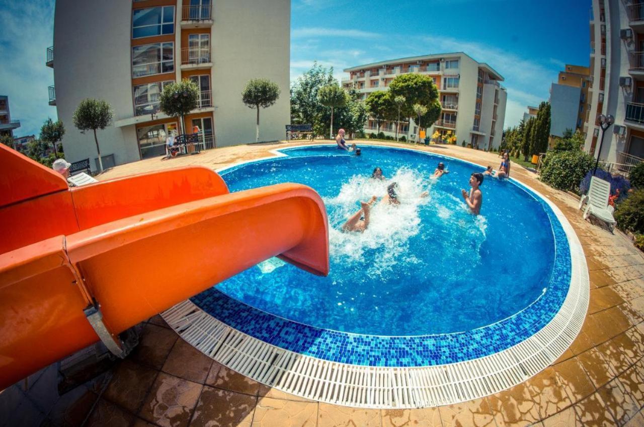 Beautiful Apartment Right By The Sea, Sveti Vlas Exterior photo