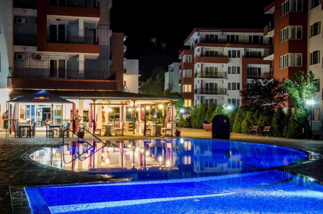 Beautiful Apartment Right By The Sea, Sveti Vlas Exterior photo